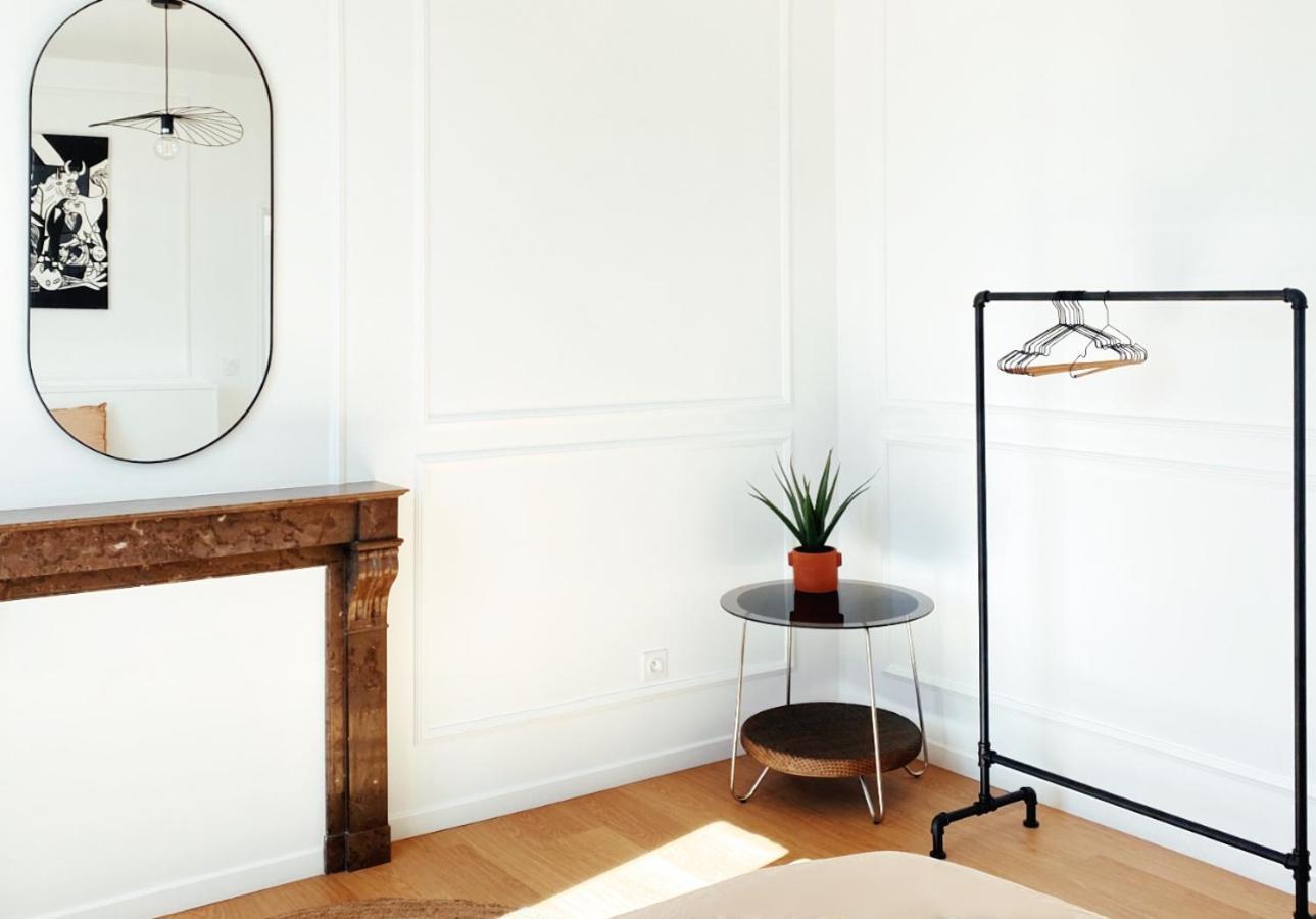 Le Haussmann ⸱ Stationnement Gratuit ⸱ Fibre Apartment Deols ภายนอก รูปภาพ