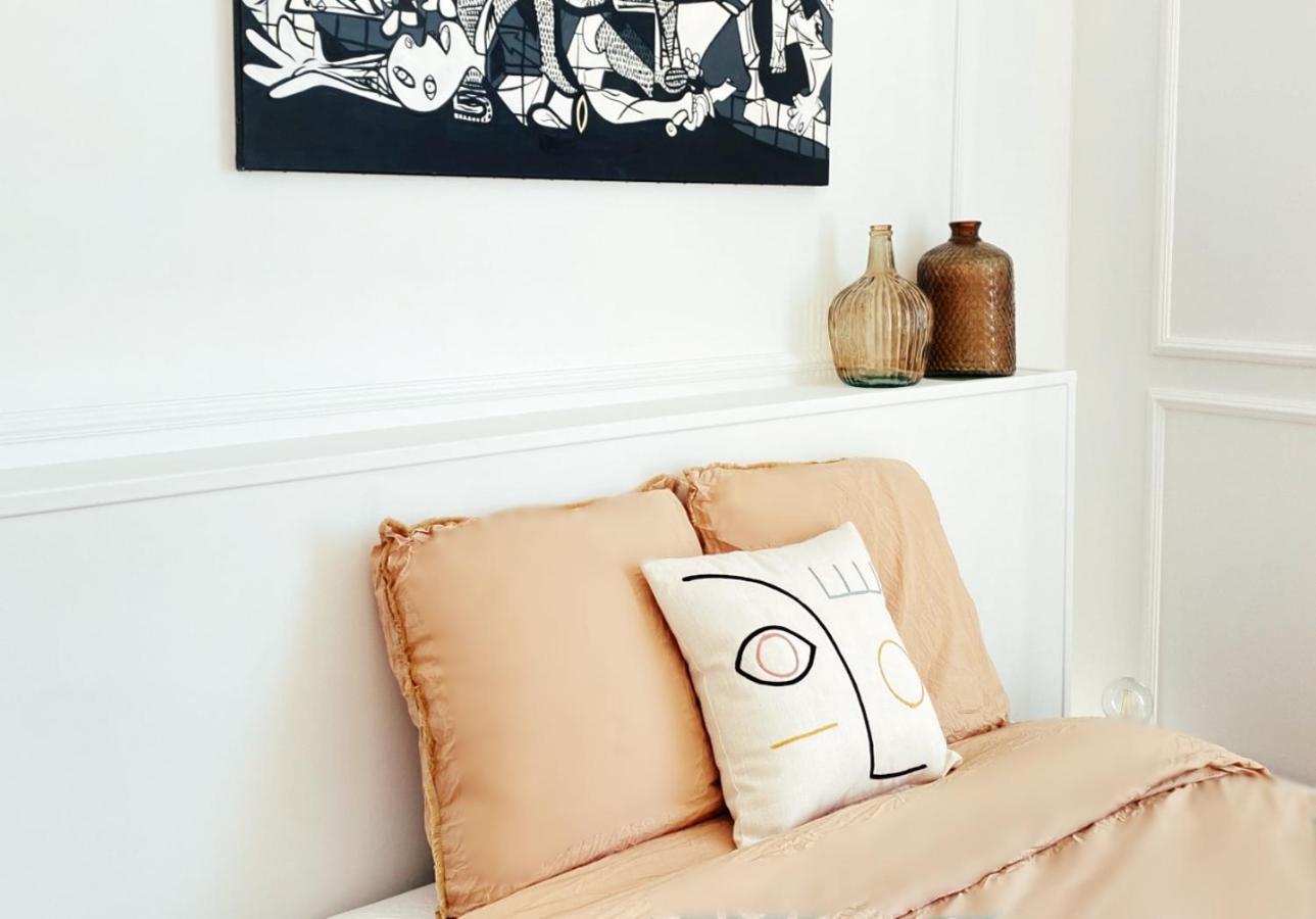 Le Haussmann ⸱ Stationnement Gratuit ⸱ Fibre Apartment Deols ภายนอก รูปภาพ